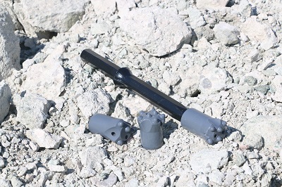 El papel de las herramientas de perforación de extensión en proyectos de excavación de rocas profundas
